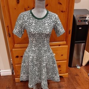 3/50$ Green and White Floral Dress Short Sleeved A-line Skater Dress Medium